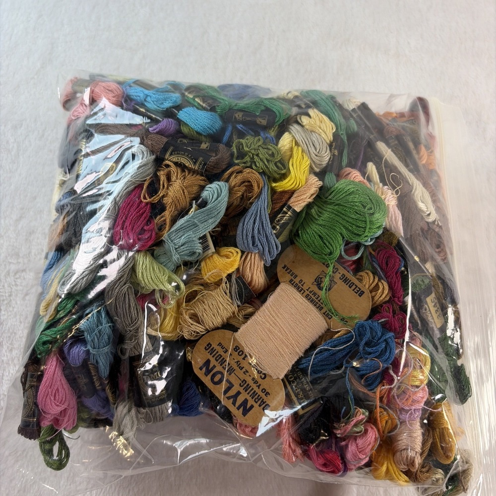 Embroidery Floss Mixed Brands Lot 200+ Skeins Wide Variety Colors New Used DMC+
